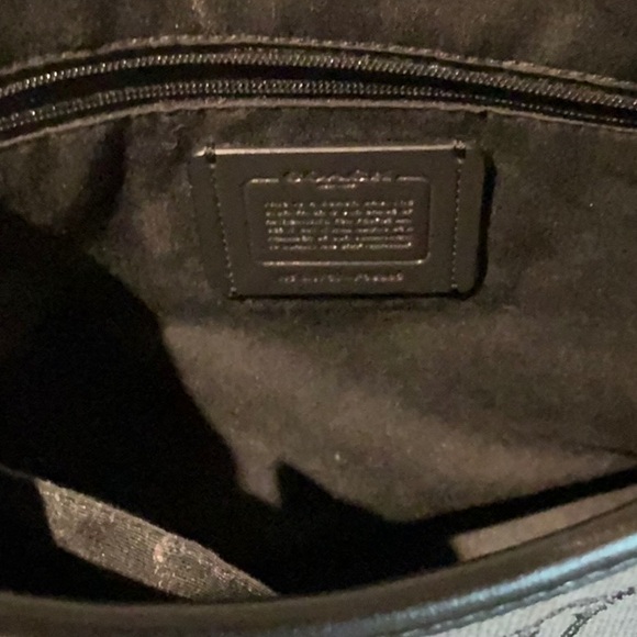 Coach Signature Black and Gray Shoulder Bag - Picture 6 of 9